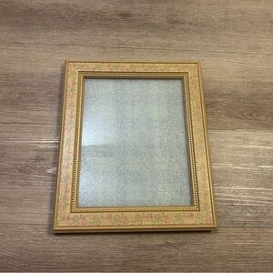 Brown Pink Flower Stand-Up Frame